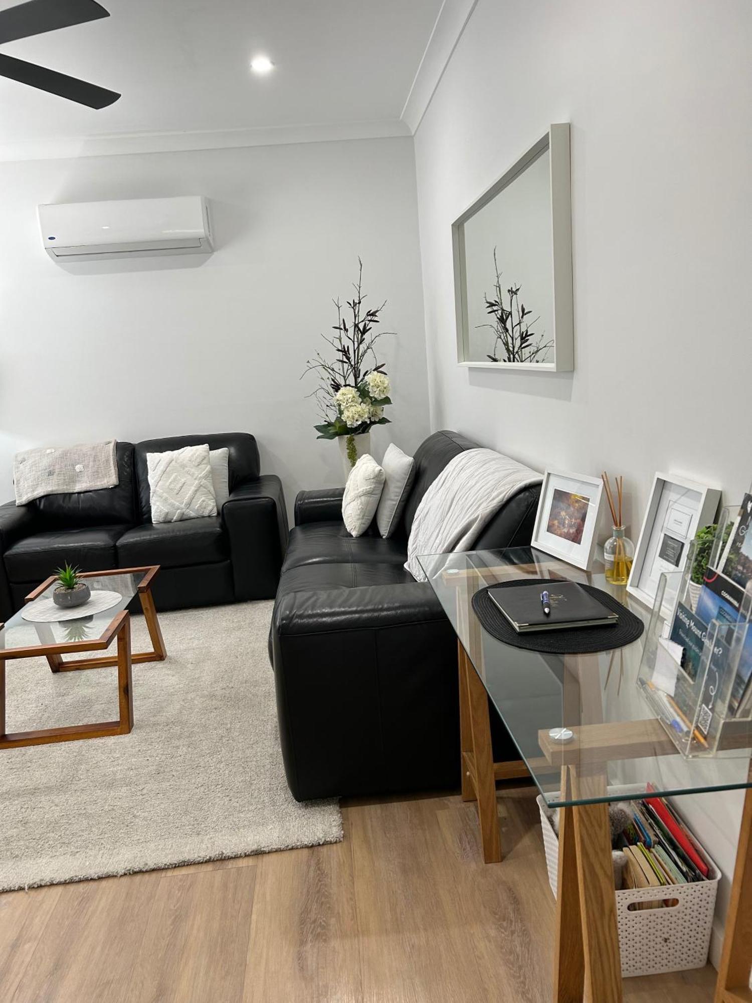 Annie'S Apartment 干比尔山 外观 照片